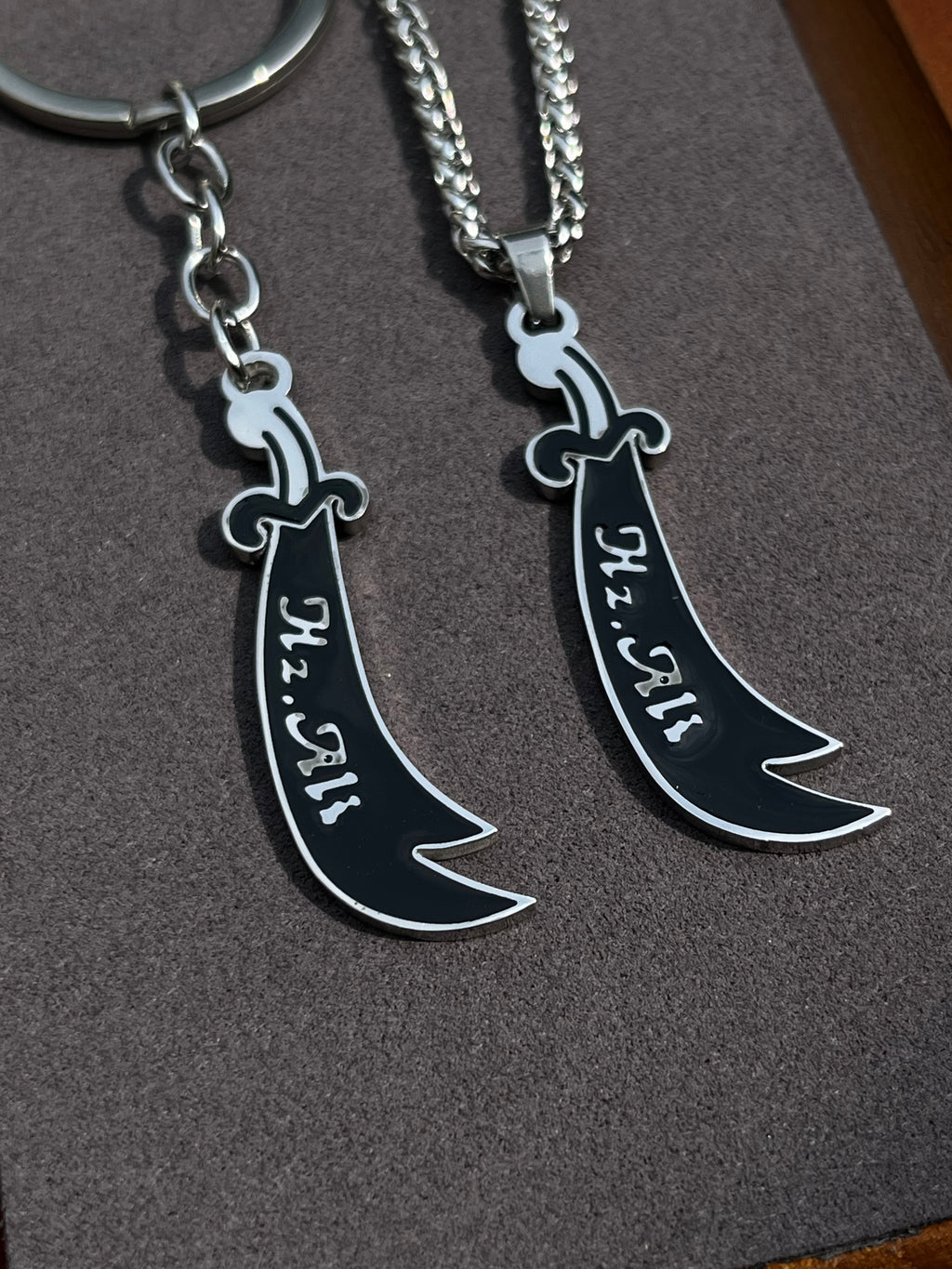 Zülfikar Birlik – Set aus Kette & Schlüsselanhänger